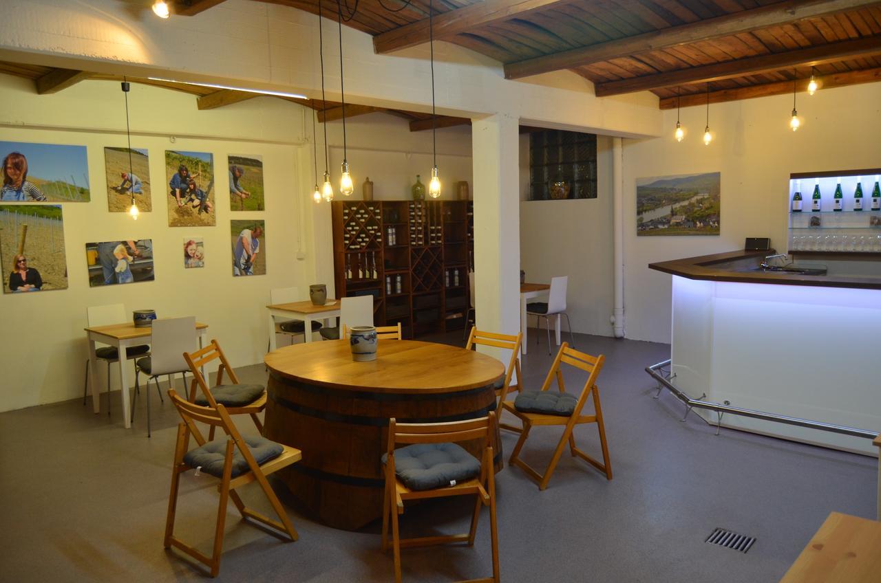 Weingut H. Gindorf Bed and Breakfast Lieser Buitenkant foto