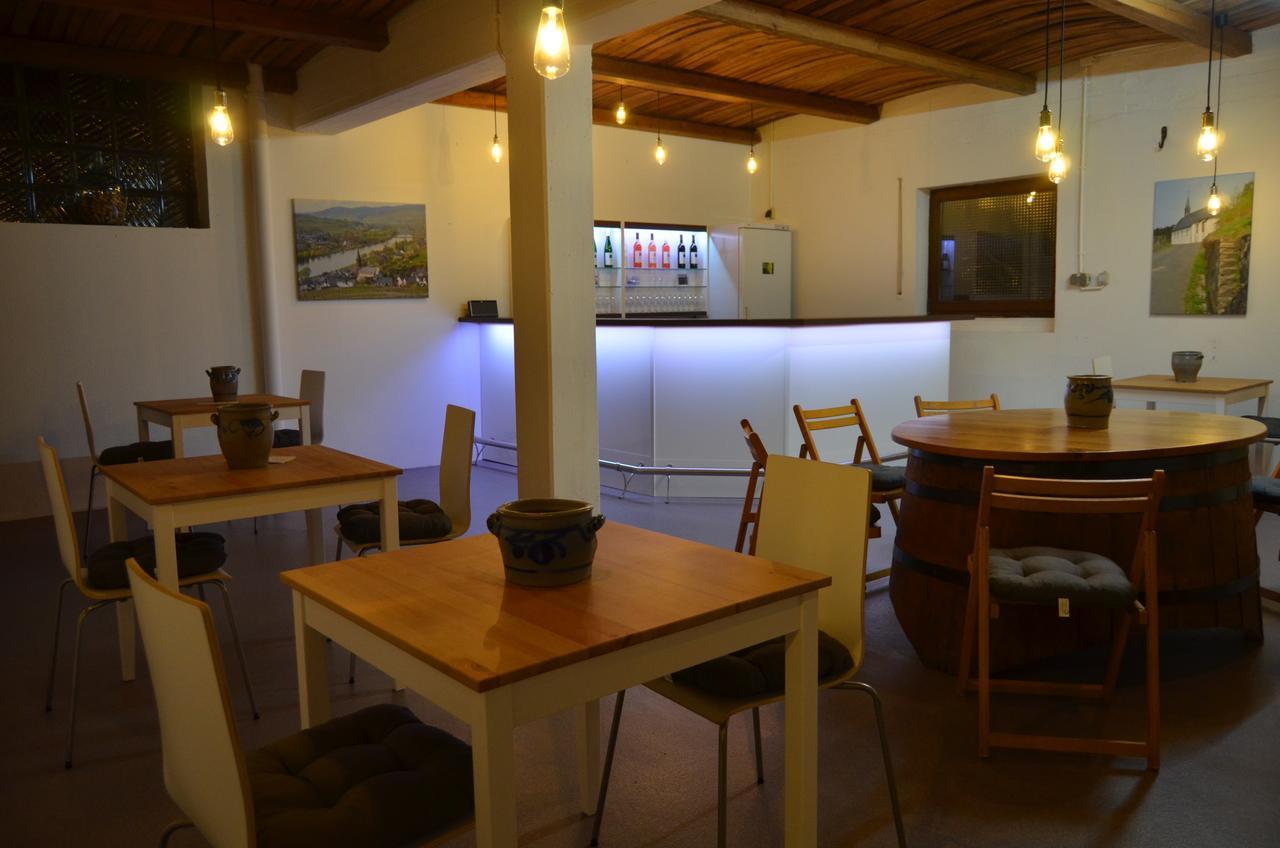 Weingut H. Gindorf Bed and Breakfast Lieser Buitenkant foto