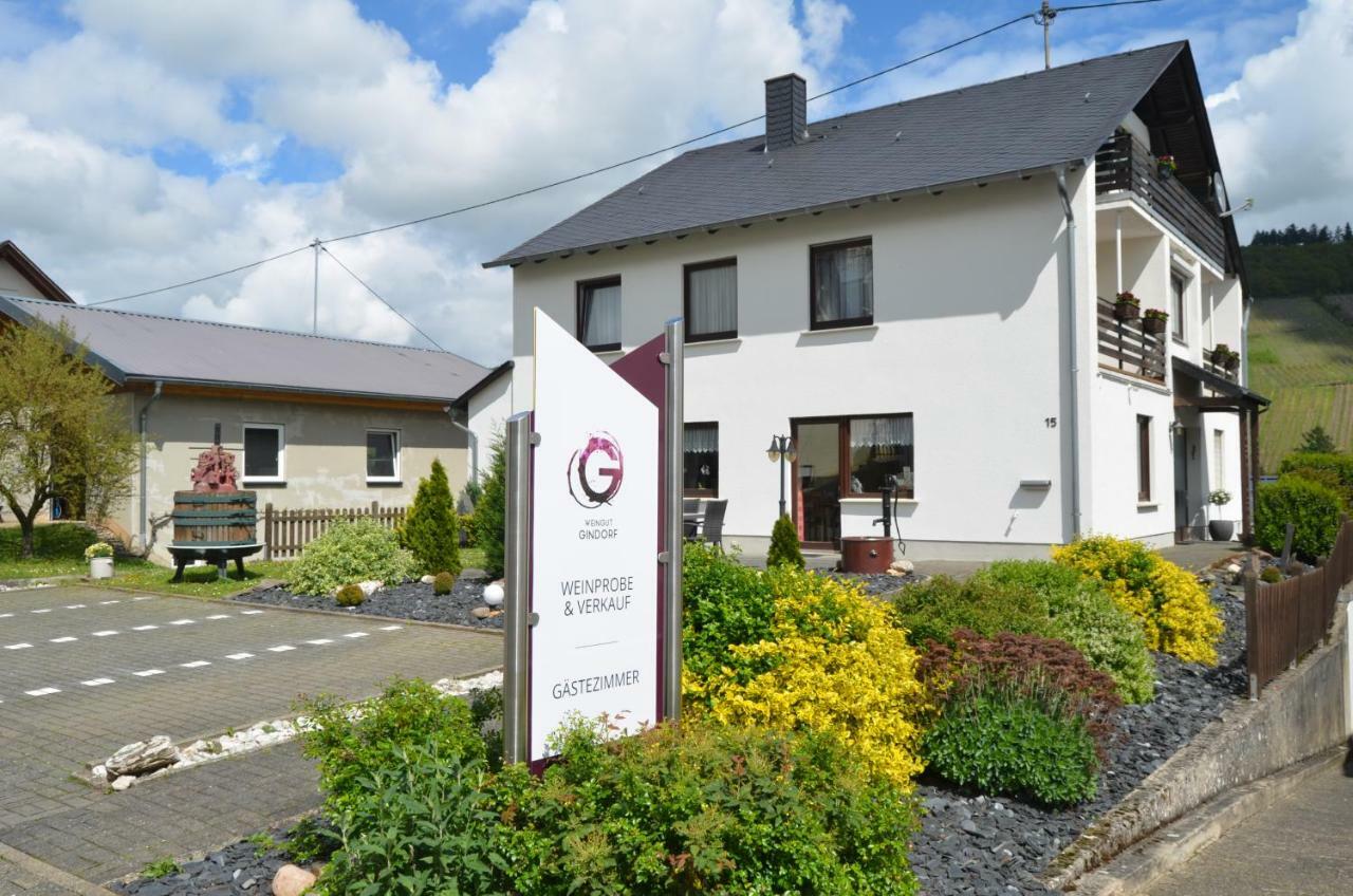 Weingut H. Gindorf Bed and Breakfast Lieser Buitenkant foto